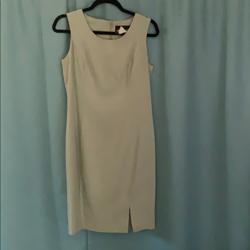 Sag Harbor pale green dress size 8